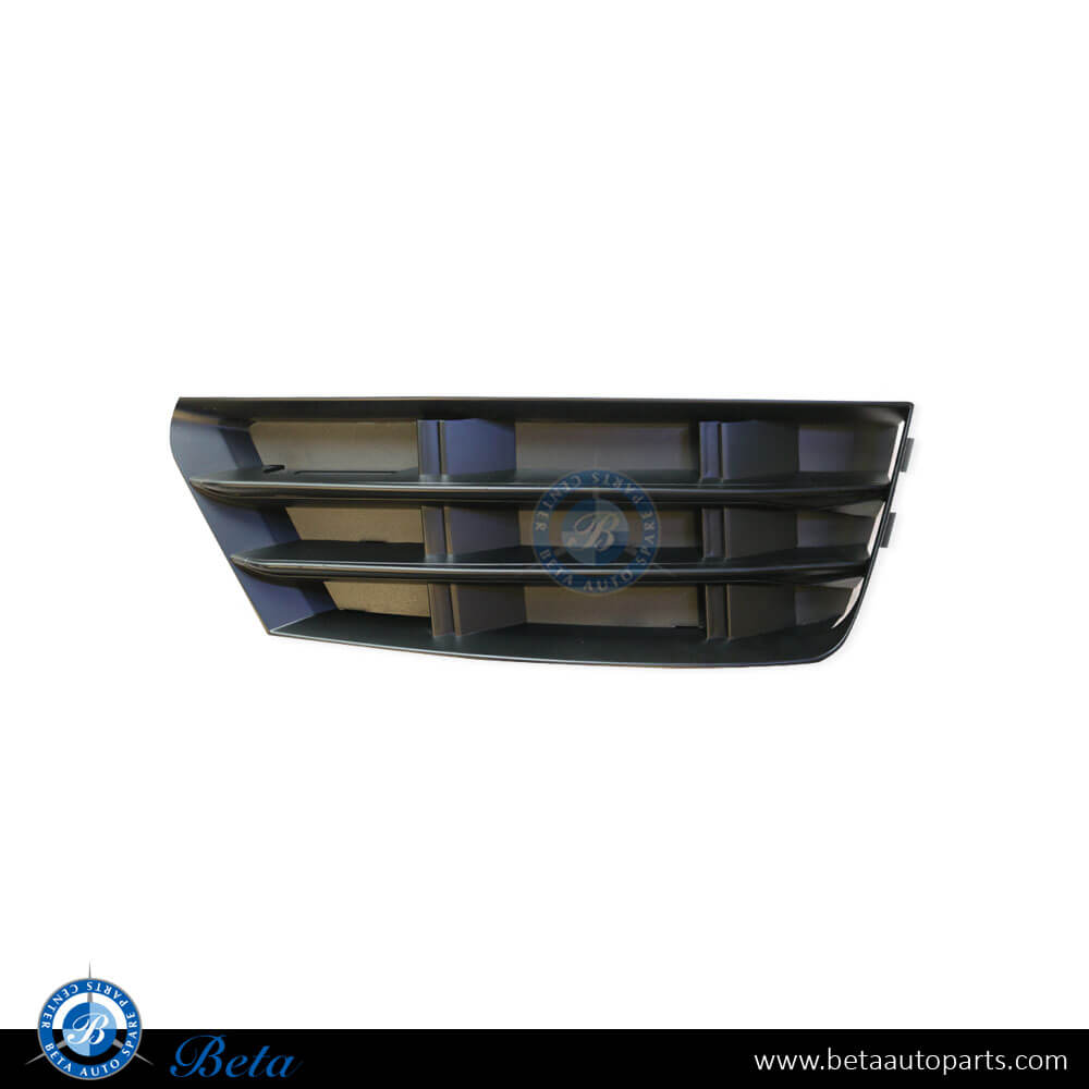Right Side Fog Lamp Cover Closed for Audi A4 2016-2019 models, Part Number 8W0807682R Right Side Fog Lamp Cover Closed for Audi A4 2016-2019 models, Part Number 8W0807682R